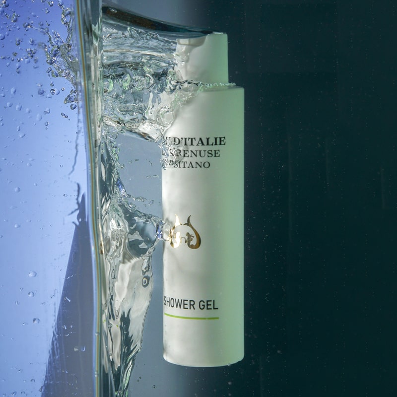 Lifestyle shot of Eau d&#39;Italie Shower Gel (200 ml) submerged in water